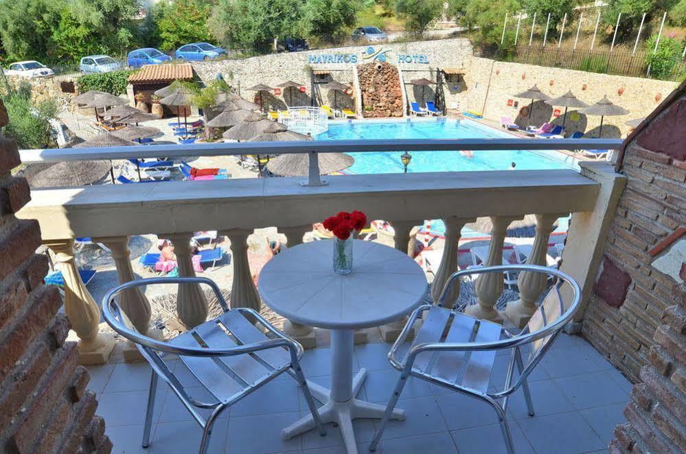 Mavrikos Hotel Plános 외부 사진